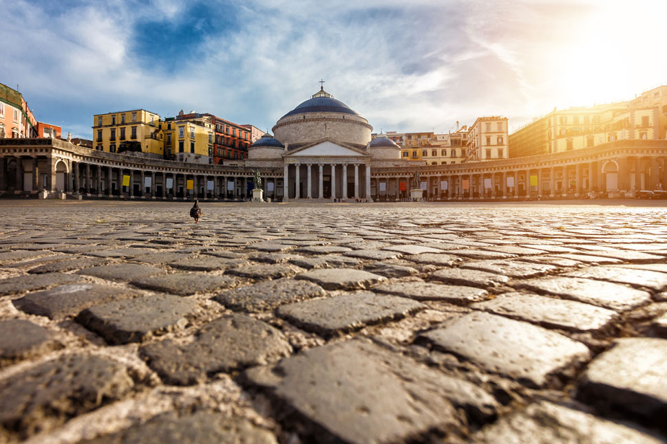 napoli-ieri-e-oggi.jpg