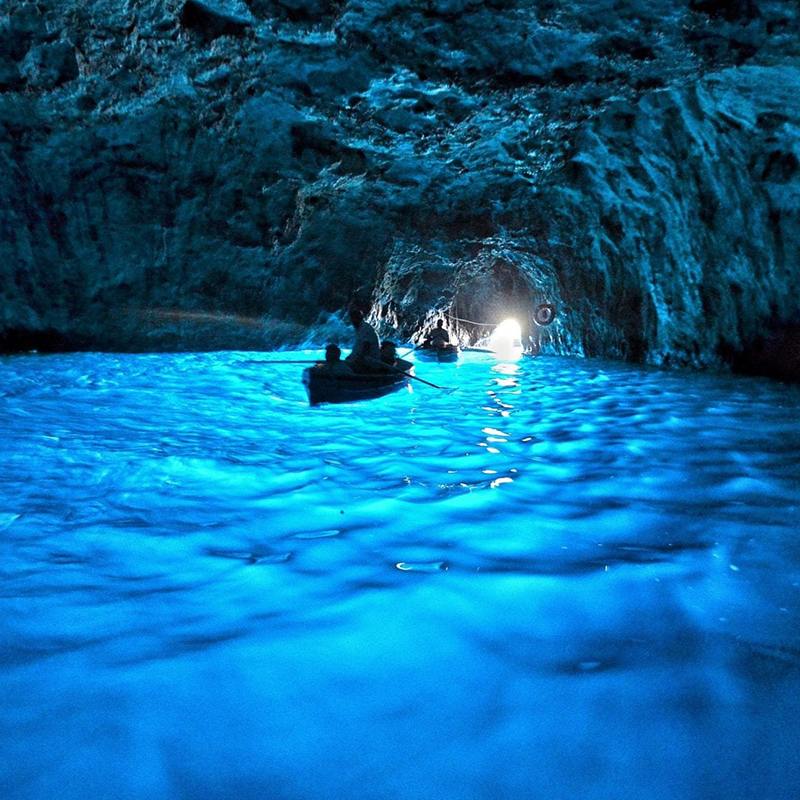 grotta-azzurra-quadrato.jpg